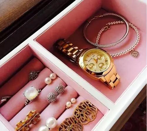 项链手链断了去哪里修,周大福手链断了免费维修吗