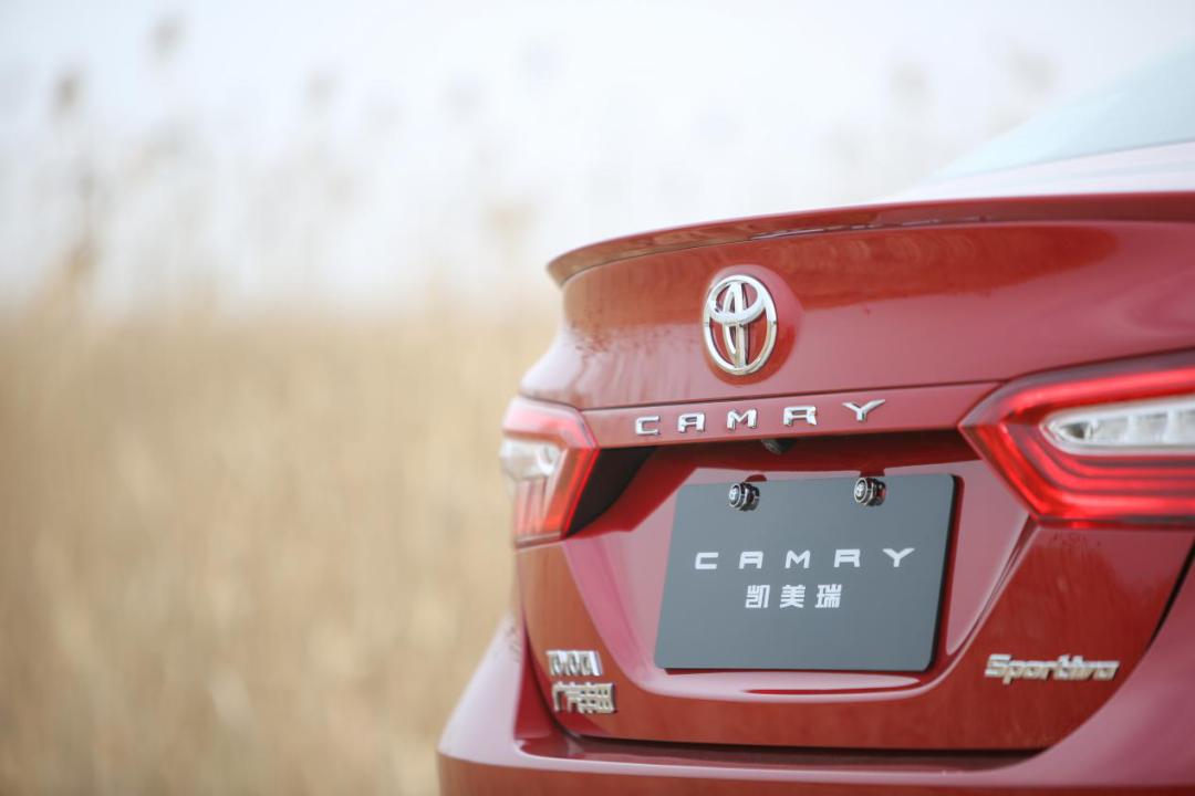 丰田凯美瑞的性价比,凯美瑞值十万块钱么