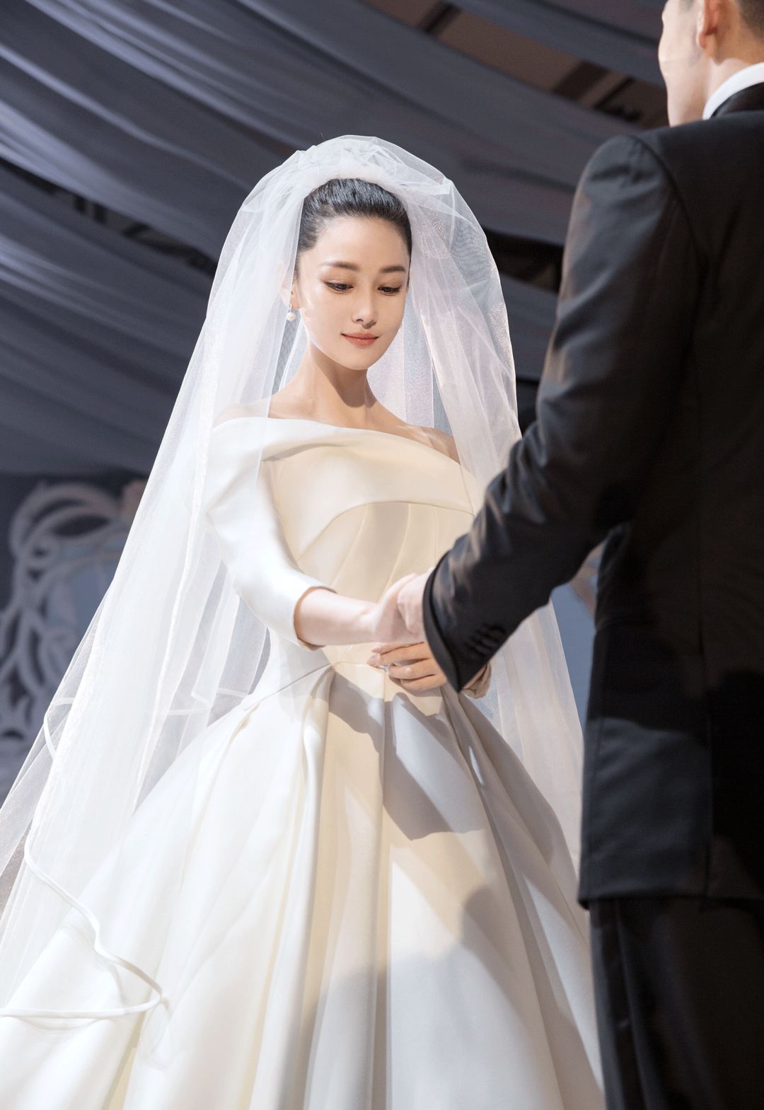 看看最美的新娘子，2019争取把2018送出去的份子钱收回来～