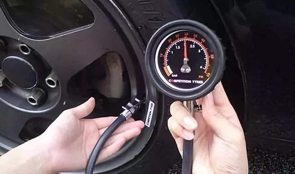 方向盘抖动不用怕，老司机来告诉您到底该怎么办？其实并不难