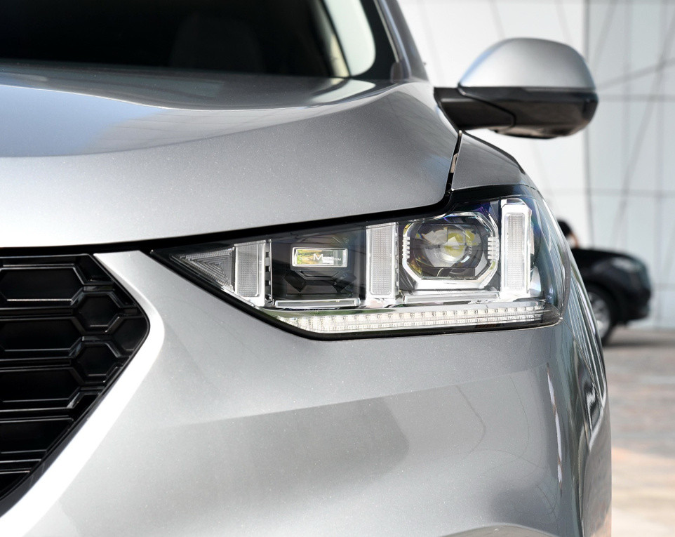 国际范的长城SUV，配12喇叭+多层隔音，已成国产高端SUV销量冠军