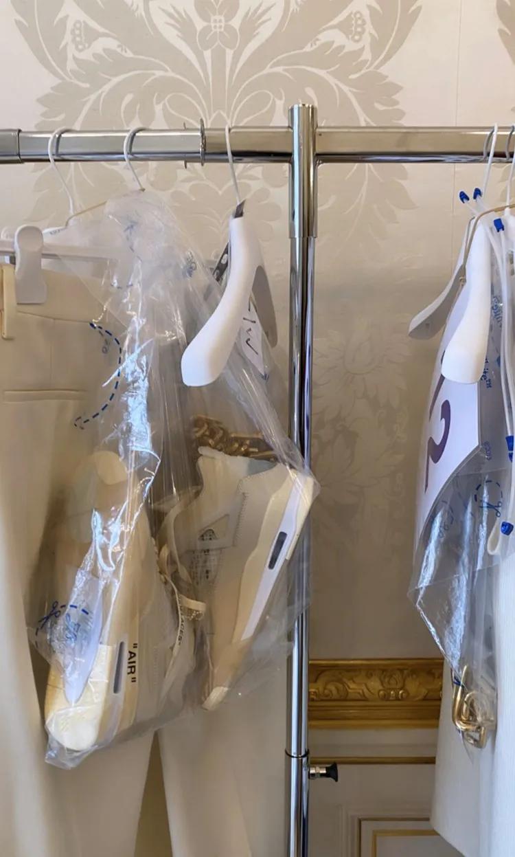 aj4 off white 货量 (aj4offwhite货量多大)