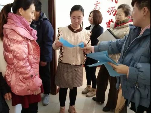 吉林市反*教邪**宣传进社区进商街