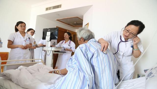 为什么不能把苍蝇彻底灭绝,苍蝇为何能抵挡住病菌的侵袭