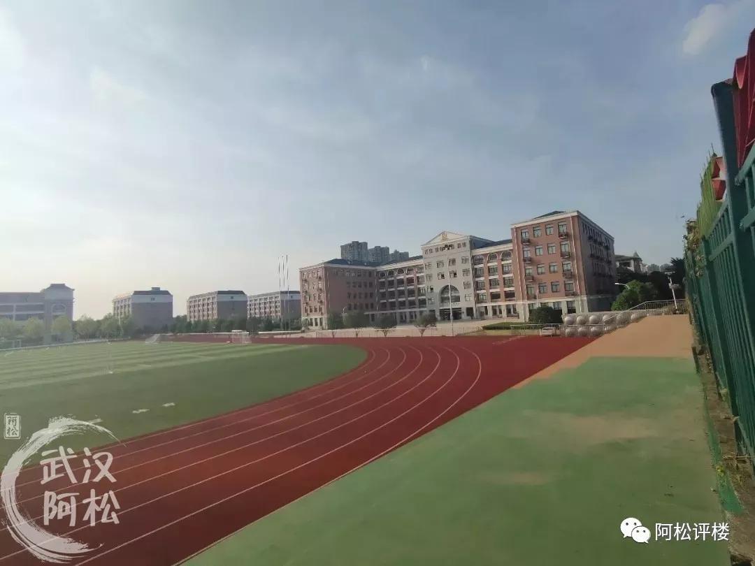 之前买的都笑开花了!光谷三环边77平两房!旁边有好学校!