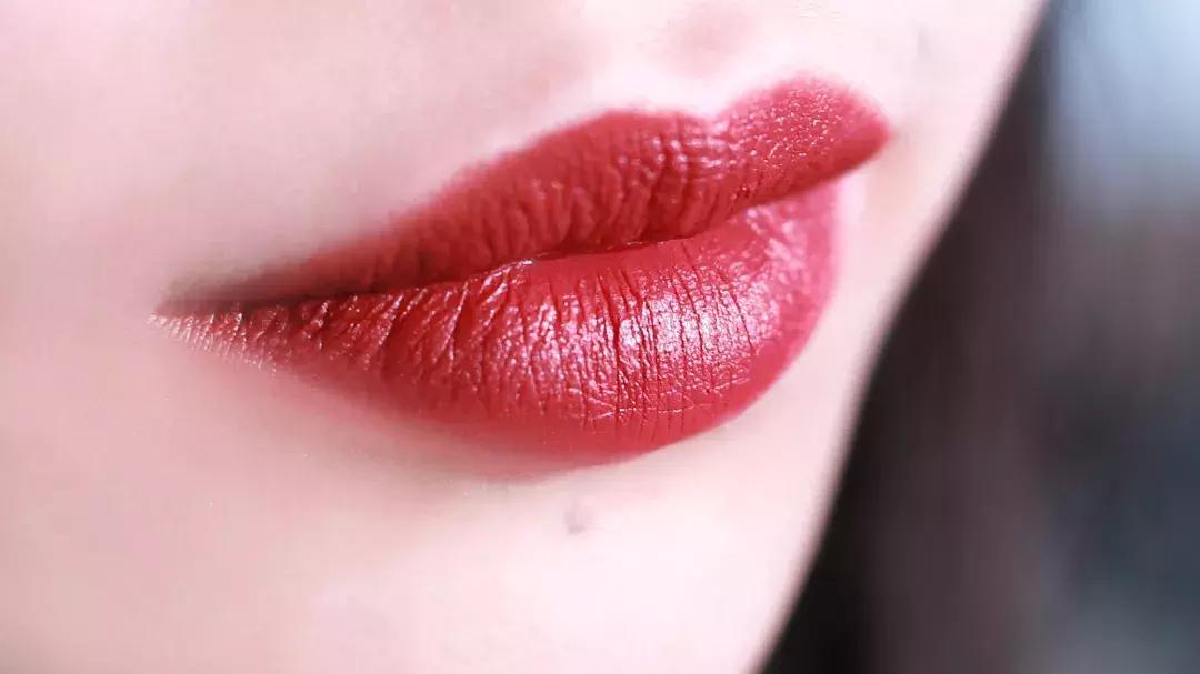 女生必买的十支口红试色,水红色口红推荐平价