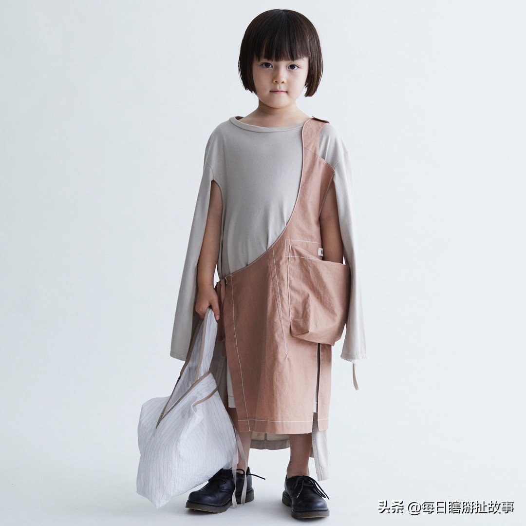 日系的童话少女，童装的盐系，大地色系的时尚打开方式