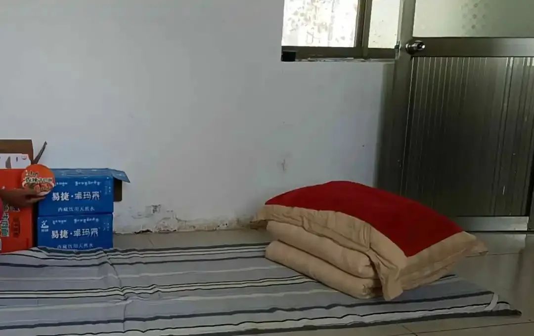 超长待机，魔幻40天，看着看着就忍不住……