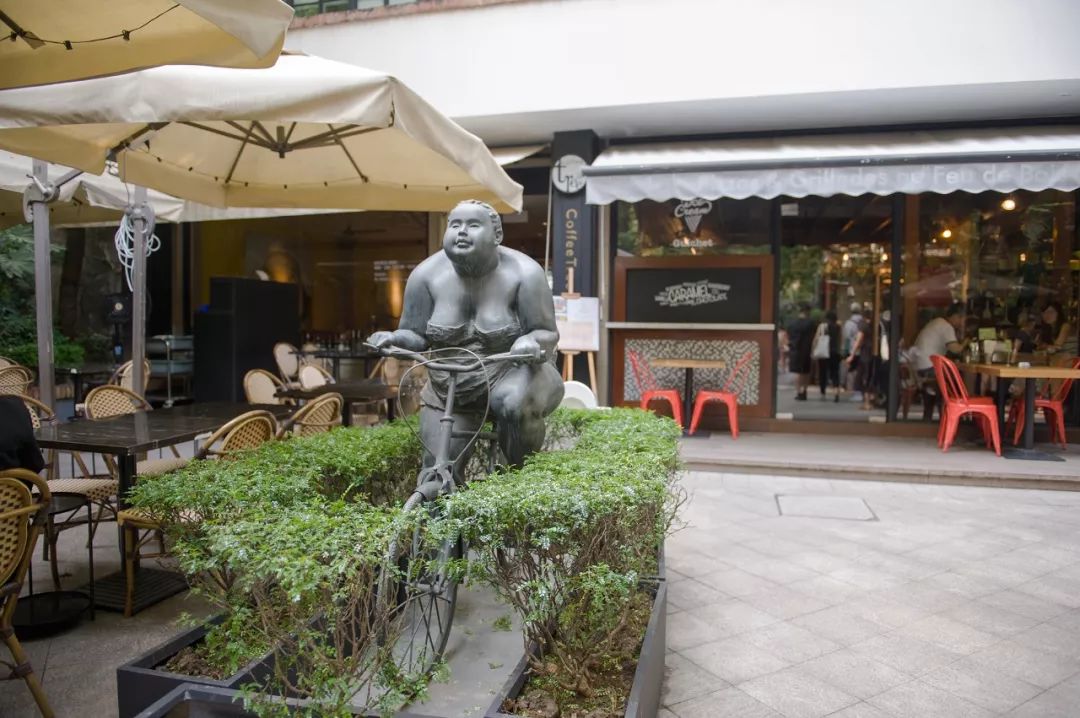 开雷克萨斯es去川藏线,开雷克萨斯es路上视频