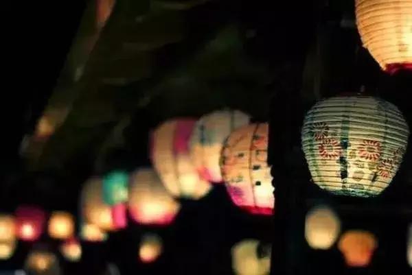 这位吃喝玩乐的市长，却名扬天下