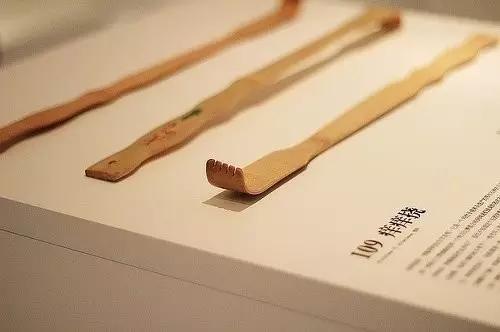 古人挠痒神器，一柄在握，岁美人和