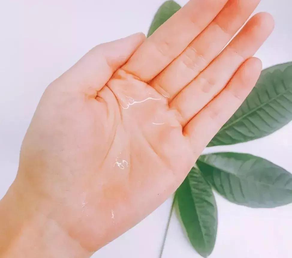 军训后要被晒成碳？史上最强晒后修复攻略，让你快速白回来