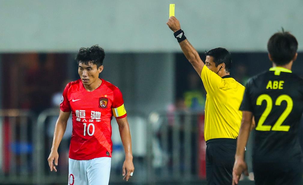 艾克森哭,艾克森亚冠落泪