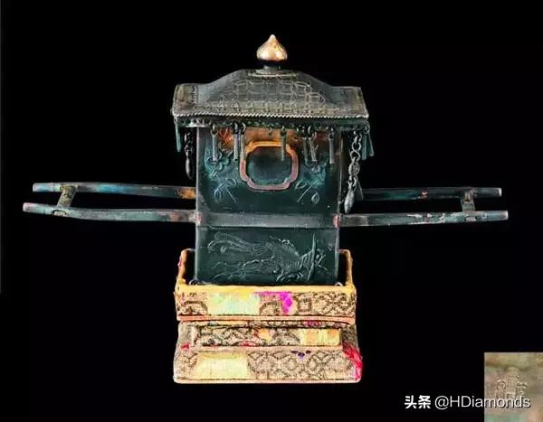 看完这些绝美首饰盒，终于知道“买椟还珠”的故事真可能发生