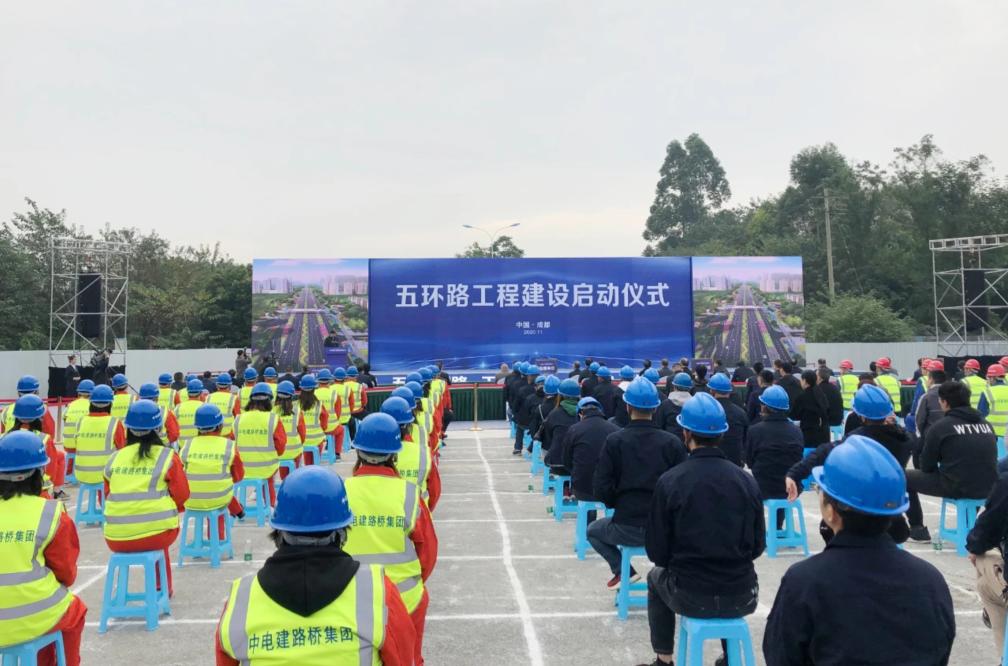 为什么说读懂红楼梦就读懂了人生,为什么说读懂了春秋就懂了当下