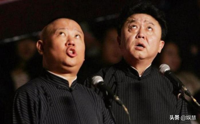 于谦拿曲协砸挂吓坏郭德纲完整版,于谦拿曲协砸挂吓坏郭德纲视频