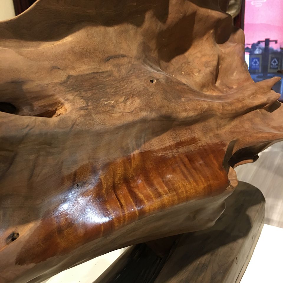 金丝楠阴沉木和黄花梨哪个好看,黄花梨贵还是金丝楠木阴沉木贵