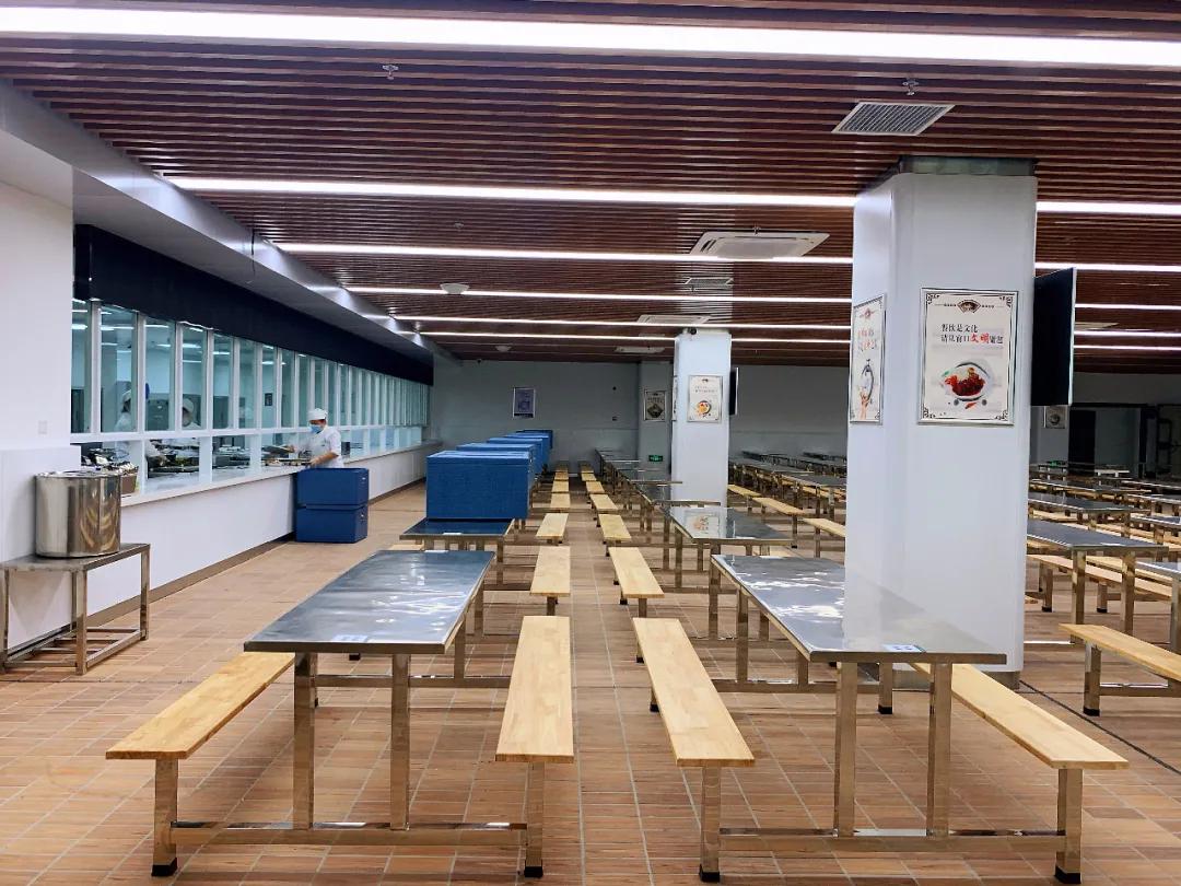 南师附校附属实验学校,南师附中燕子矶新城学校揭牌开学