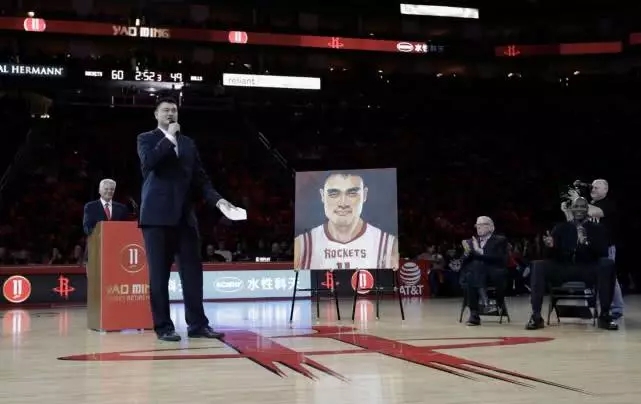 nba退役球衣还能不能再穿,nba球衣退役完了怎么办