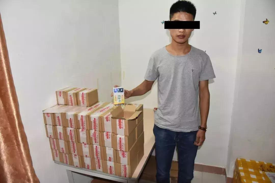 香港双飞人活络油真假,双飞人活络油真假辨别