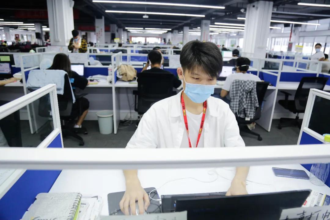 「我爱你，纳杰」志不求易者成事不避难者进