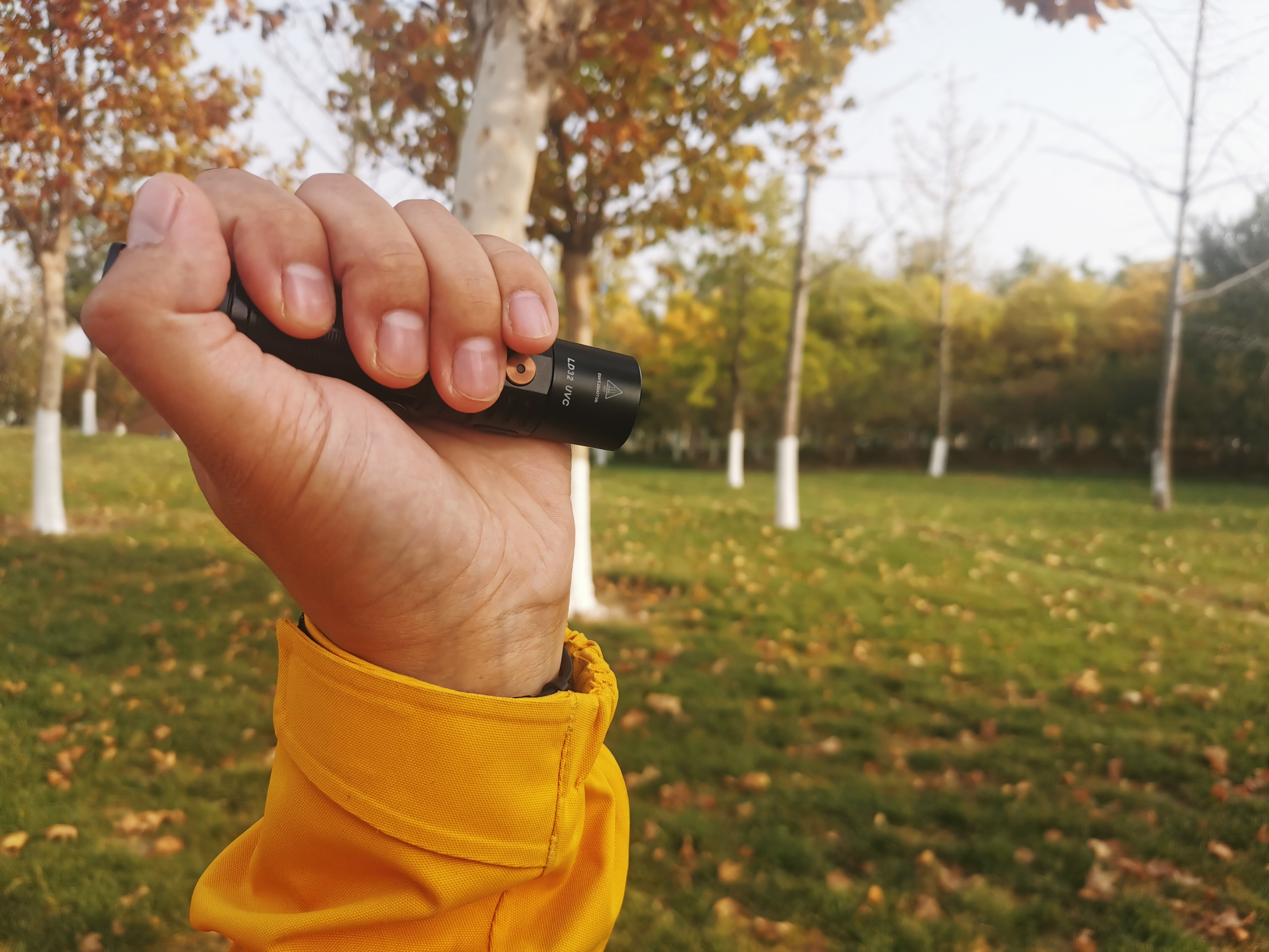 户外手电也能杀菌?FenixLD32手电化身成为抗疫EDC