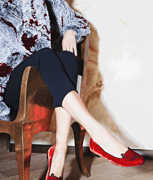 低调显奢华的“吸烟鞋”火了，百搭时髦，关键显腿瘦