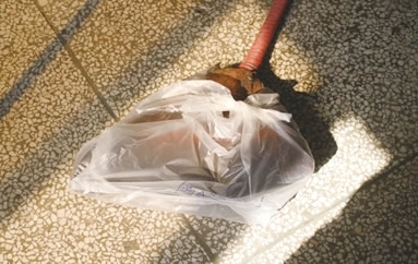 下水道堵塞头发怎么办教你一招,下水道头发堵塞最快的疏通方法