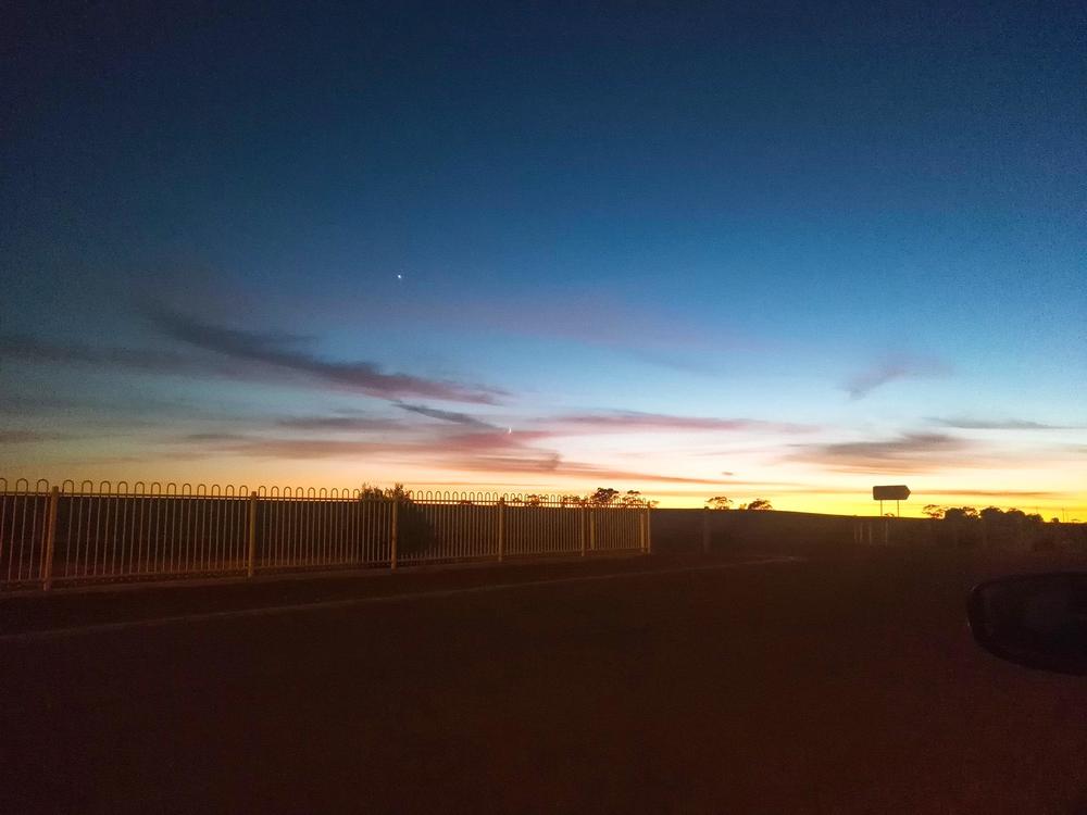 墨尔本阿德莱德周边-粉湖（LochLel）找回遗落的少女心