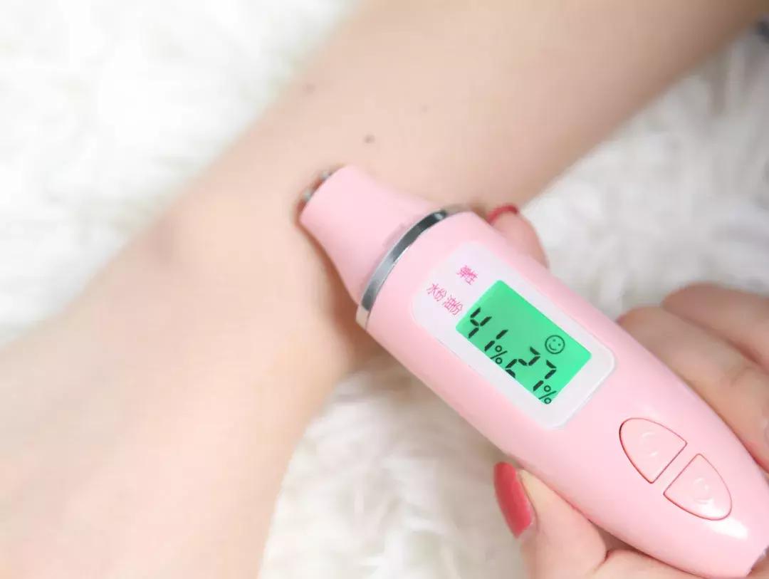 粉底液真实测评网红第一,网红粉底液真实测评