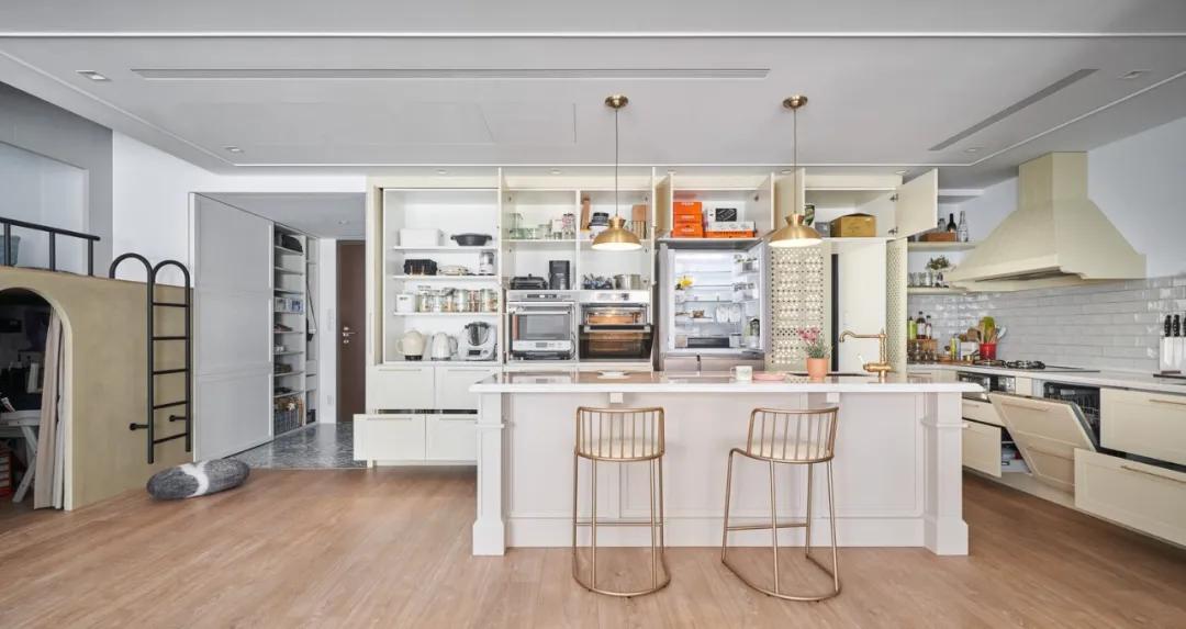 大户型多功能客厅设计,150平一楼客厅设计