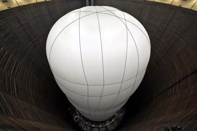 这对夫妇的设计,尺度实在是太大了!