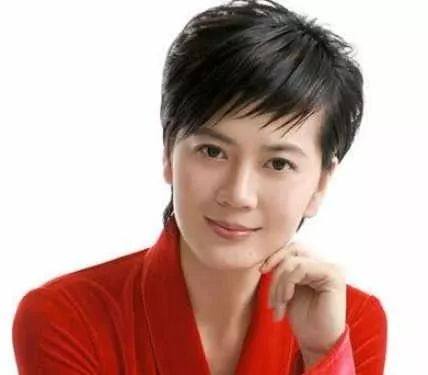 冰美人入狱后她老公不离婚,世界杯一哭成名完整版