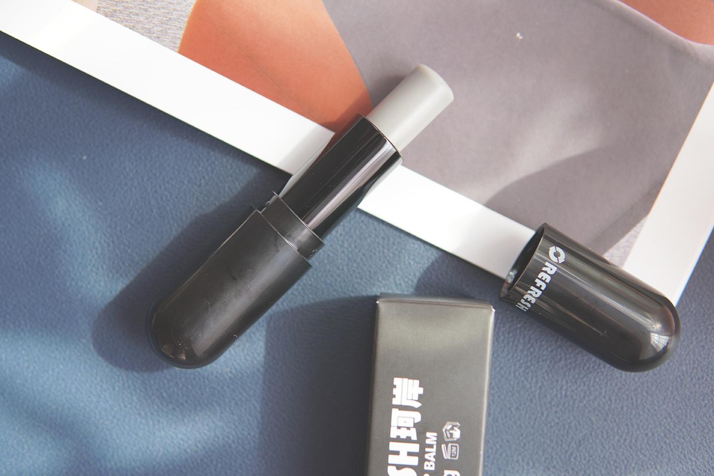 秋冬男生必备,清爽不油腻的润唇膏