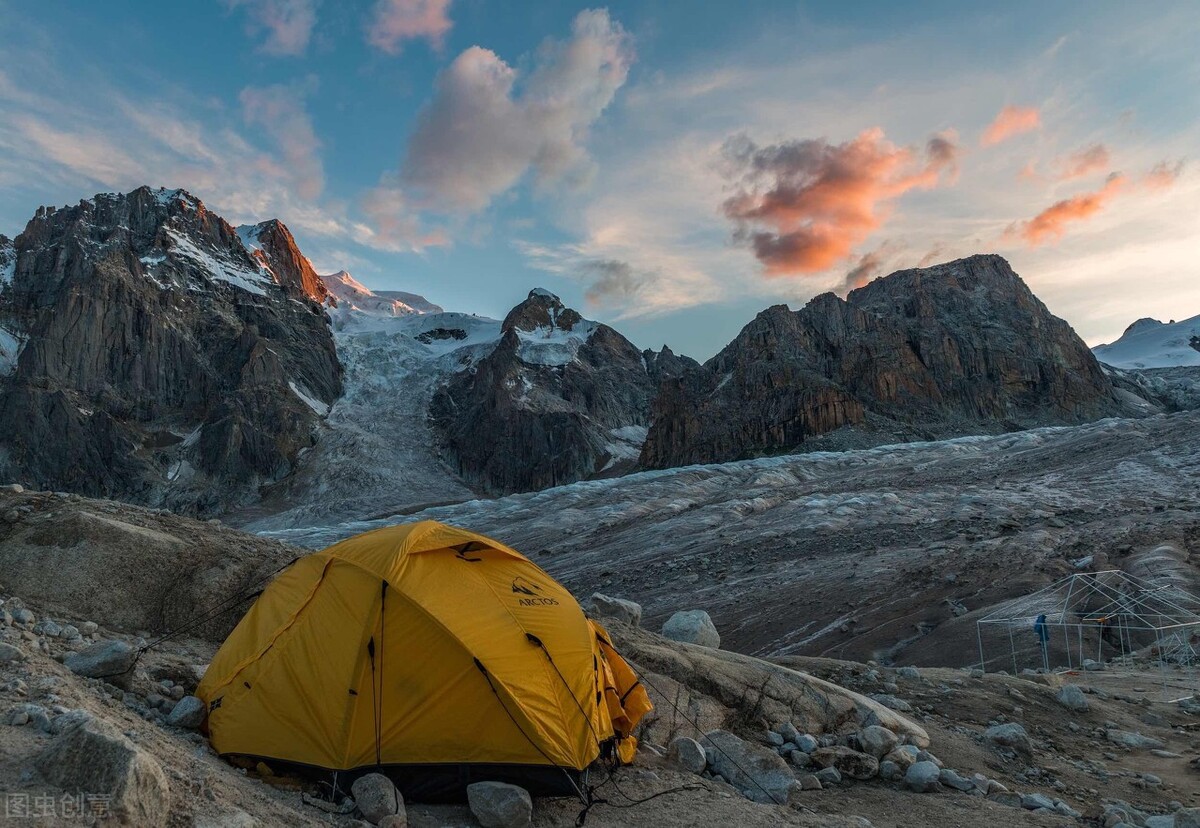 冬天和夏天如何选择腕表 (如何选择一款合适的户外手表)