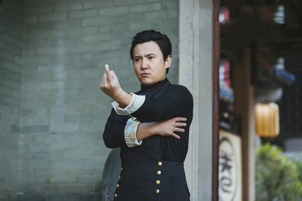 中国电影报道吴京票房霸占前三,2020年电影票房排行榜