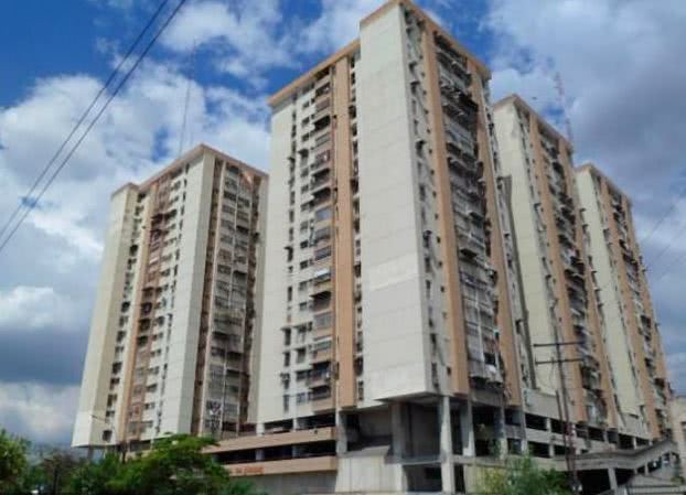 委内瑞拉18岁女子被囚禁,骇人听闻地下室囚禁多名女子