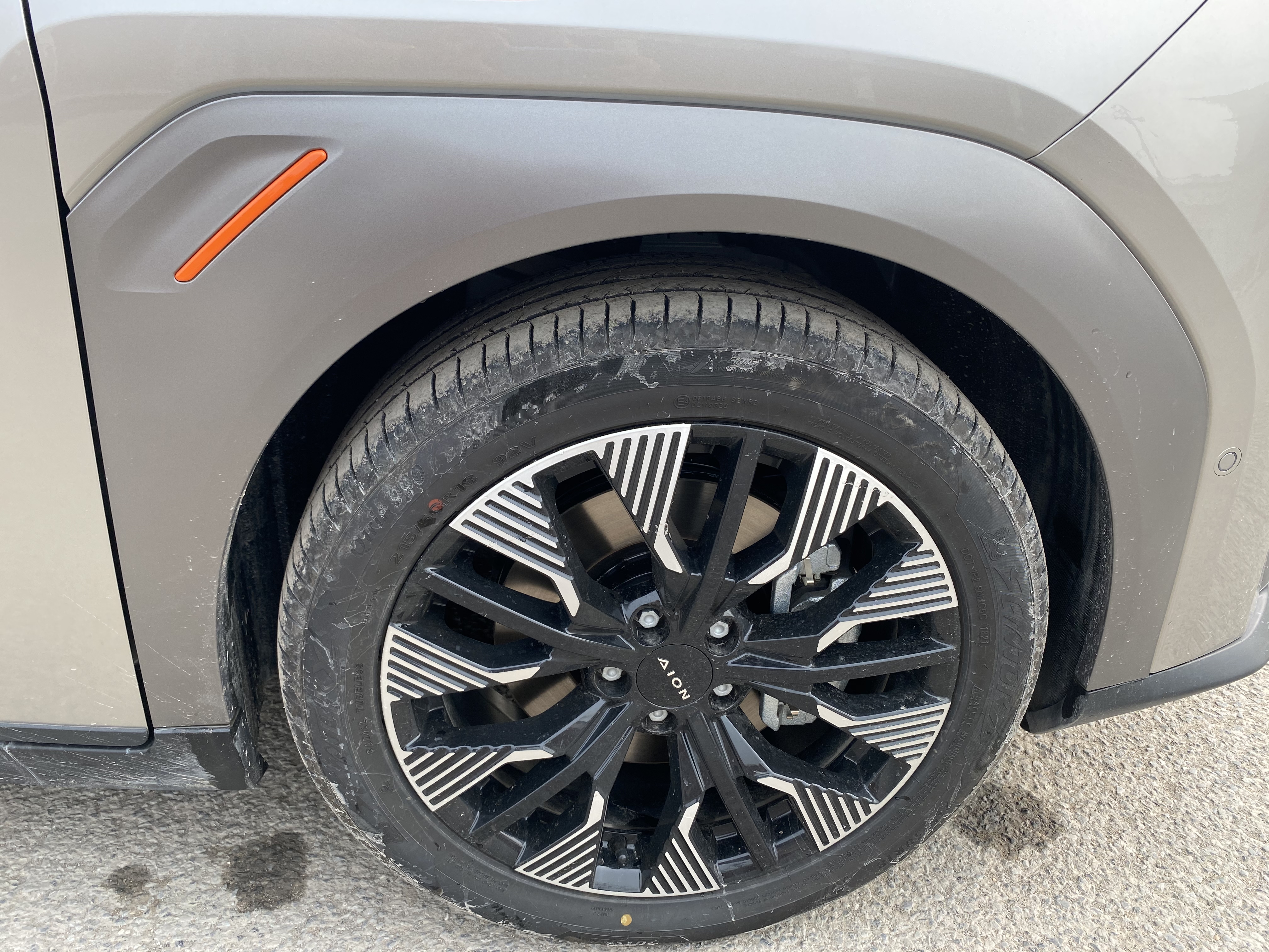 广汽埃安电动汽车怎样,广汽埃安suv电动车价格