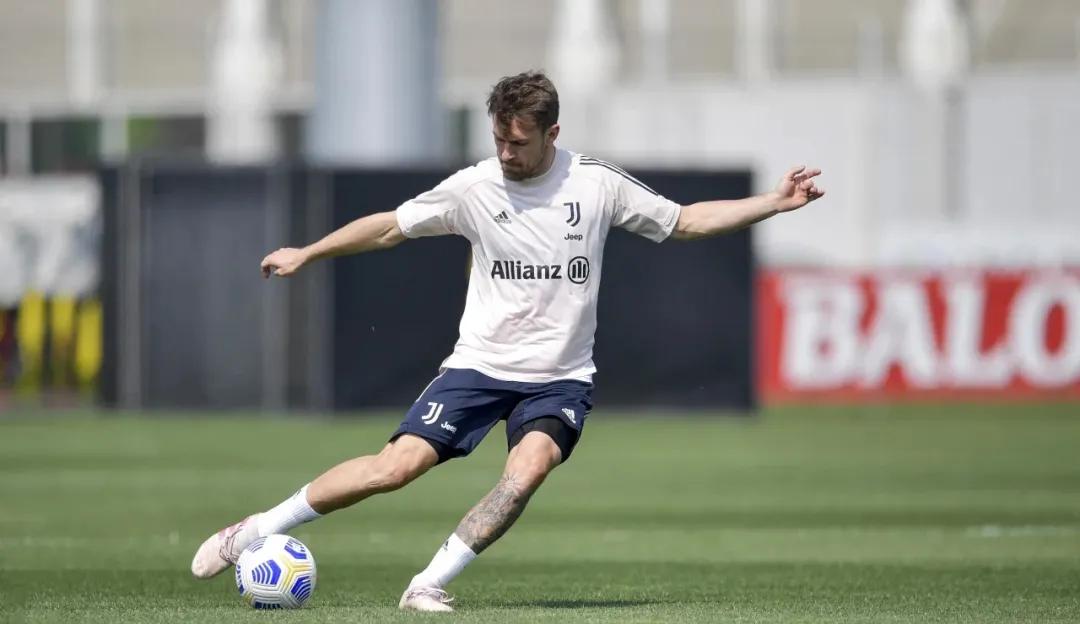 尤文新球衣曝光，阿涅利主席一职待定，帕拉蒂奇考虑免签米兰国门