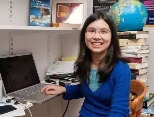 4岁写作，13岁出书怼总统，14岁与霍金同台，这个孩子让人叹服