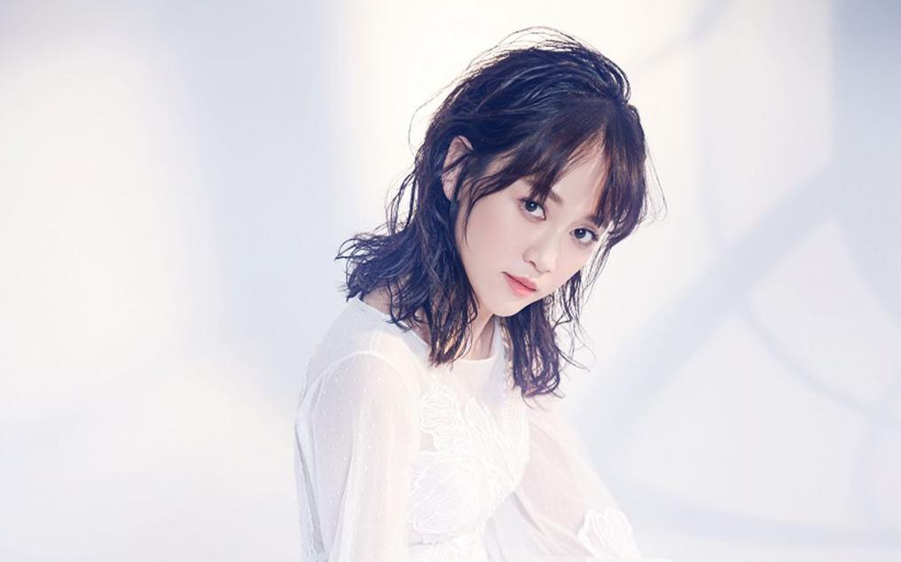 小姐姐分享自拍的“羞羞”日常，引百万人围观