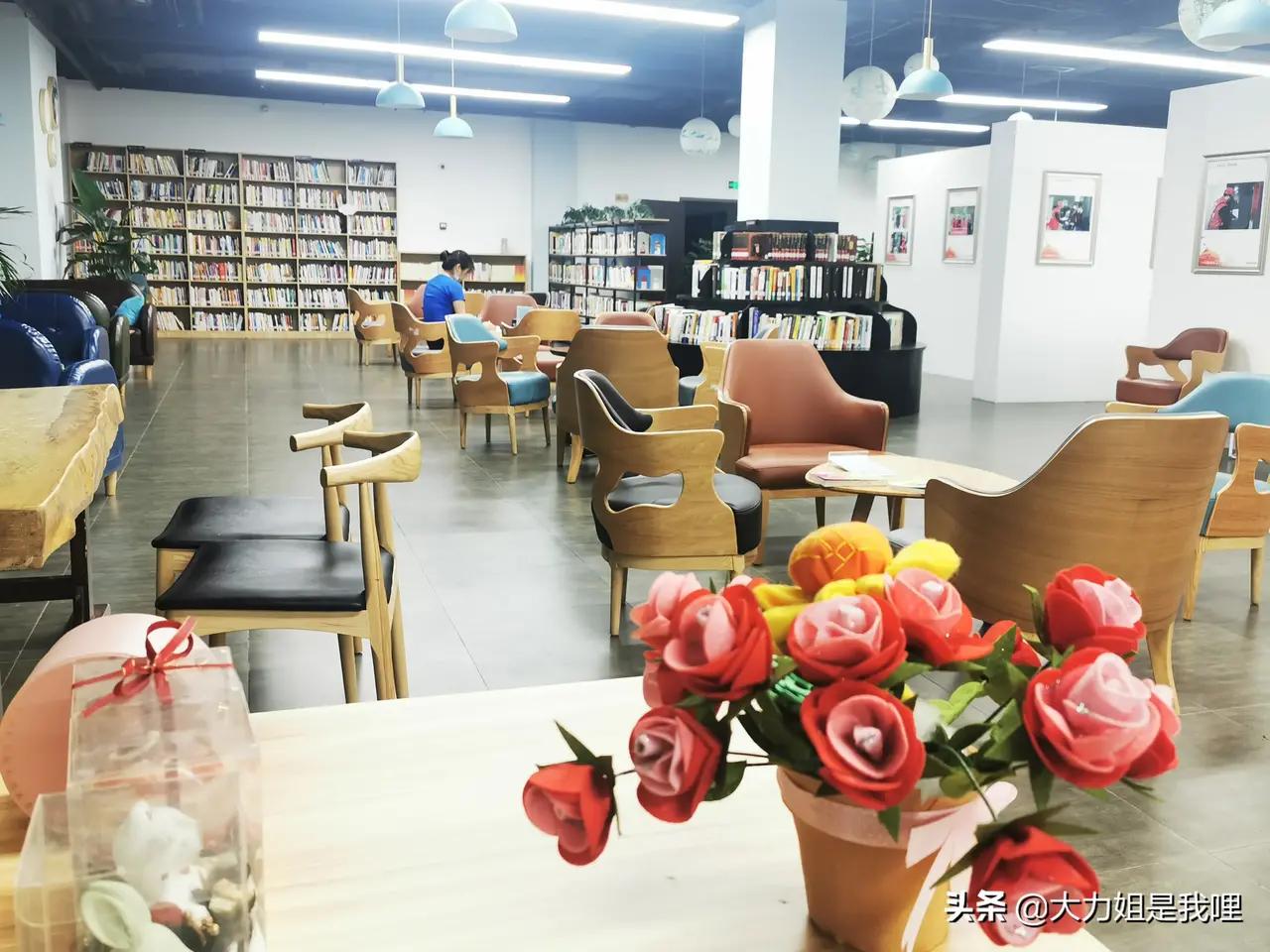 成都宝藏美食,成都东站万科魅力城美食