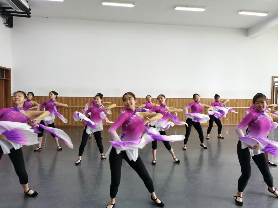 青岛艺校2021自招和艺考,青岛艺校自招