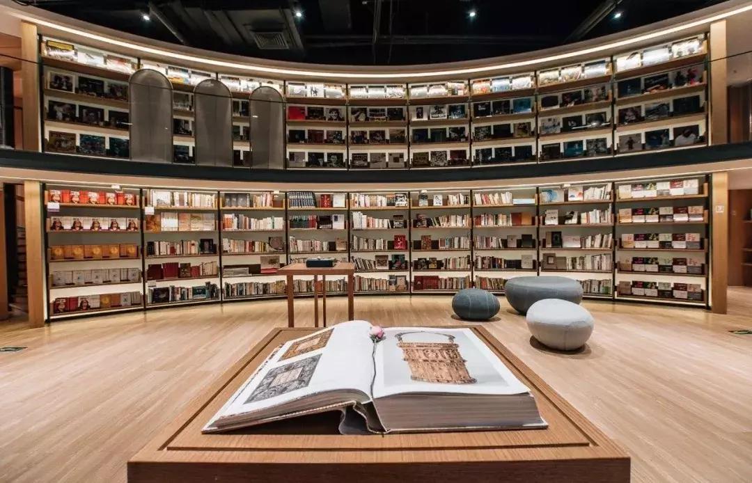 这个世界不缺优秀努力的人,这个世界不缺努力的人缺坚持的人