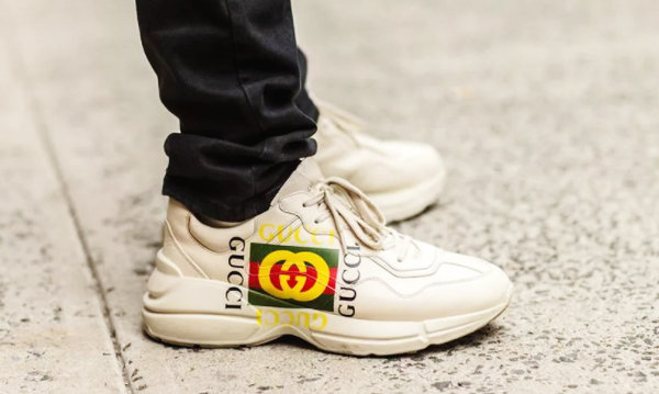 全球10大顶级运动鞋品牌,全球十大运动鞋及价格