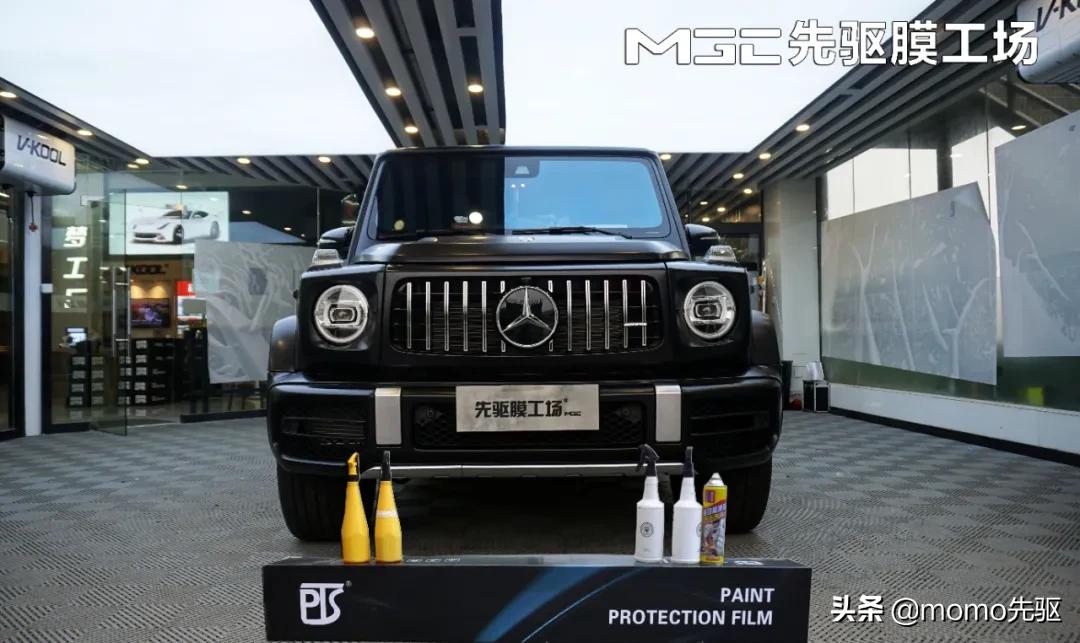 三十年不变经典传承硬汉的态度奔驰大G​装贴哑光系列车衣