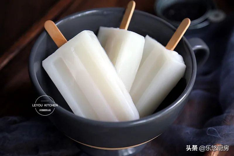 老冰棍最简单的做法只用白糖和水,怎么做老冰棍雪糕只用水和糯米粉