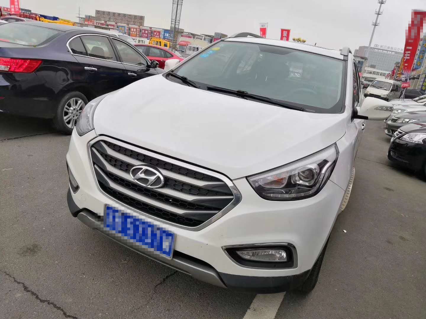 2015年现代ix35二手车能卖多少钱,2010年现代ix35现在卖多少钱