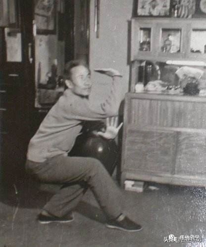 八卦掌转掌诀窍,八卦掌定势转掌