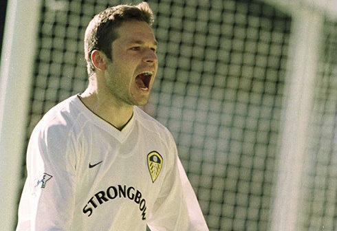 维杜卡实力,澳大利亚前锋维杜卡头球